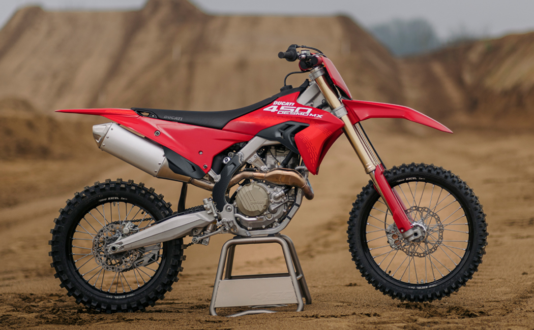 Ducati Desmo450 MX