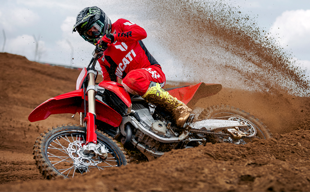 Ducati Desmo450 MX