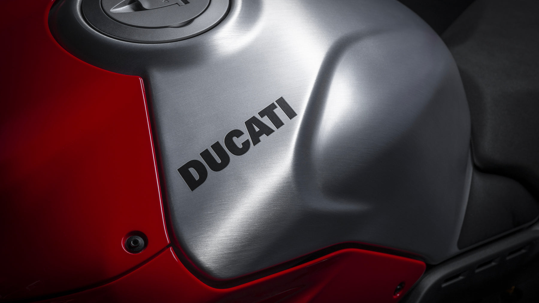 DUCATI PANIGALE V4 R