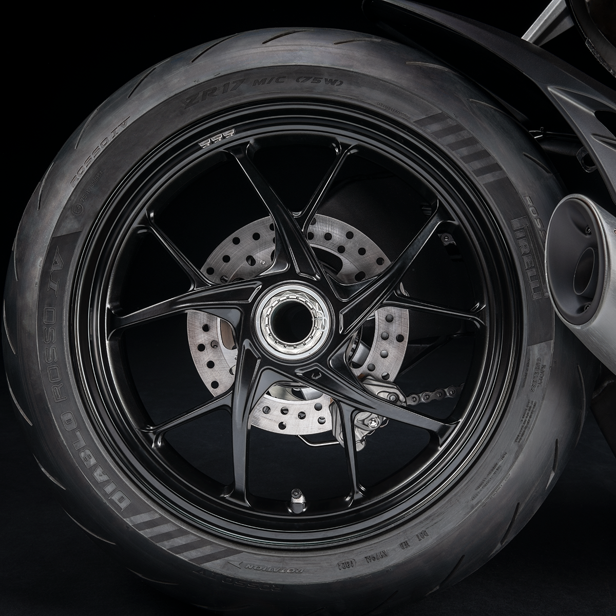 DUCATI STREETFIGHTER V2 MY24