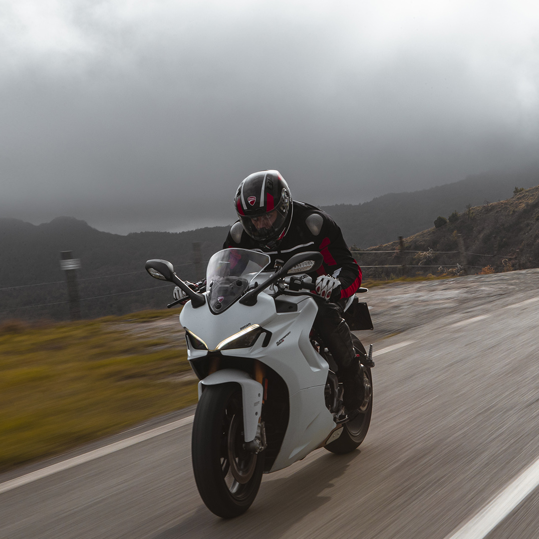 DUCATI SUPERSPORT 950 S