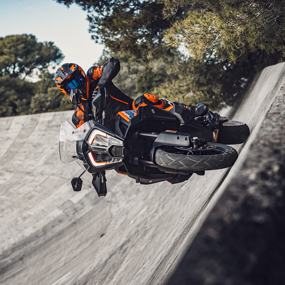 KTM 1290 SUPER ADVENTURE S 2022