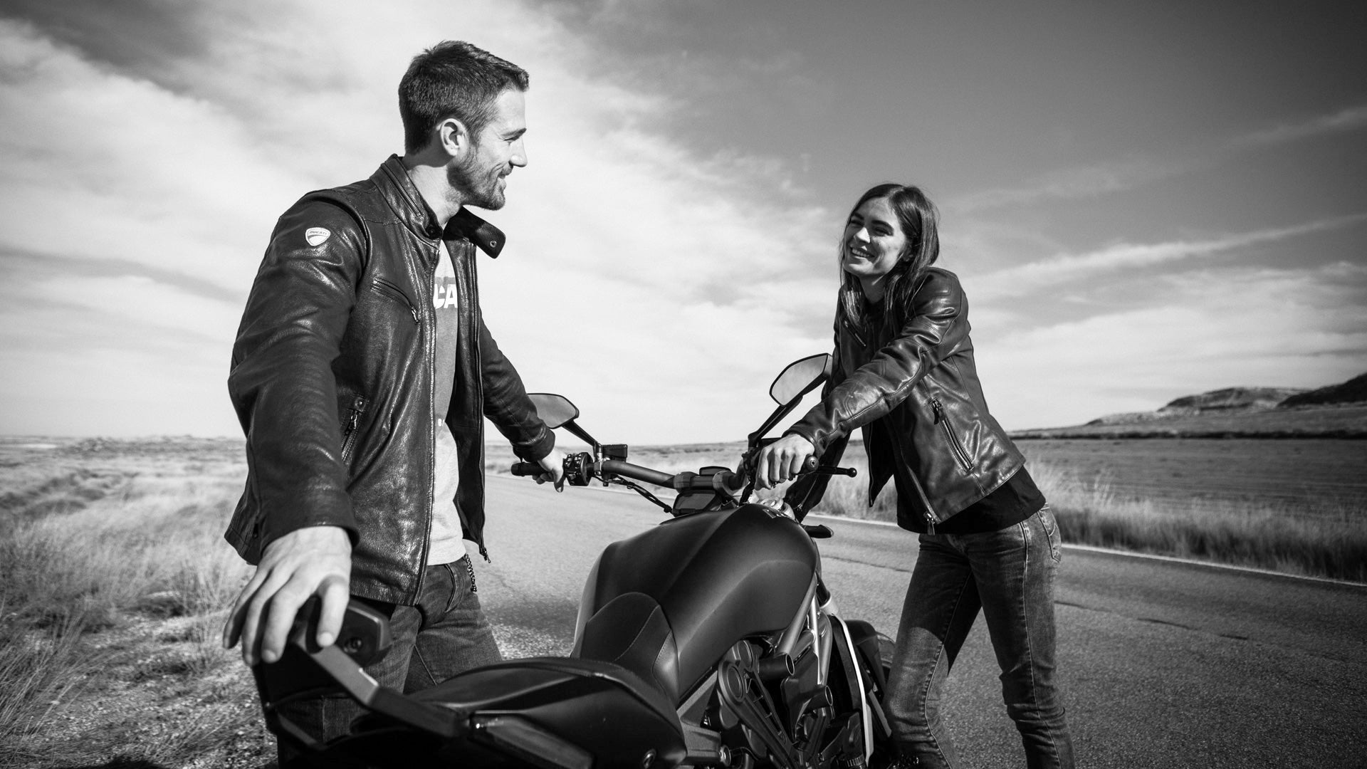Women's Jackets & Vests