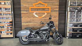 MID YEAR MADNESS - HARLEY-DAVIDSON SPORT GLIDE - BU01447
