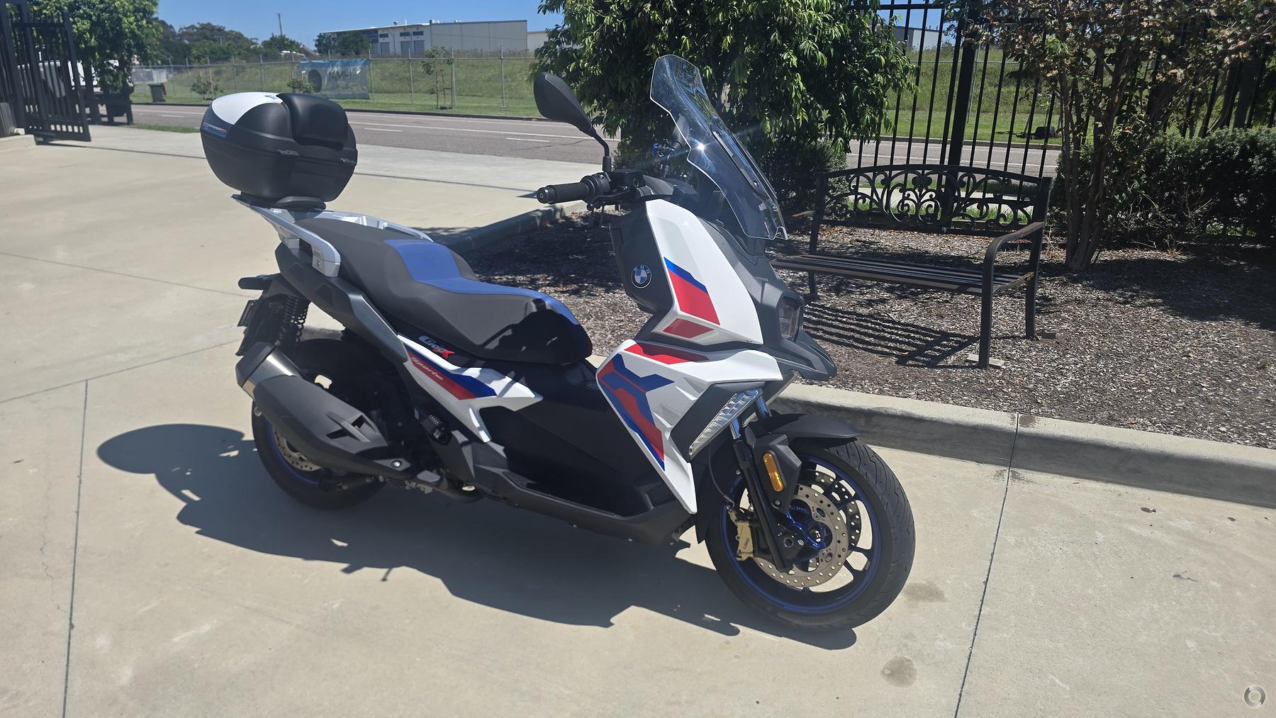 EOFY DEALS - PRE OWNED BMW C400 X SCOOTER - BU01432