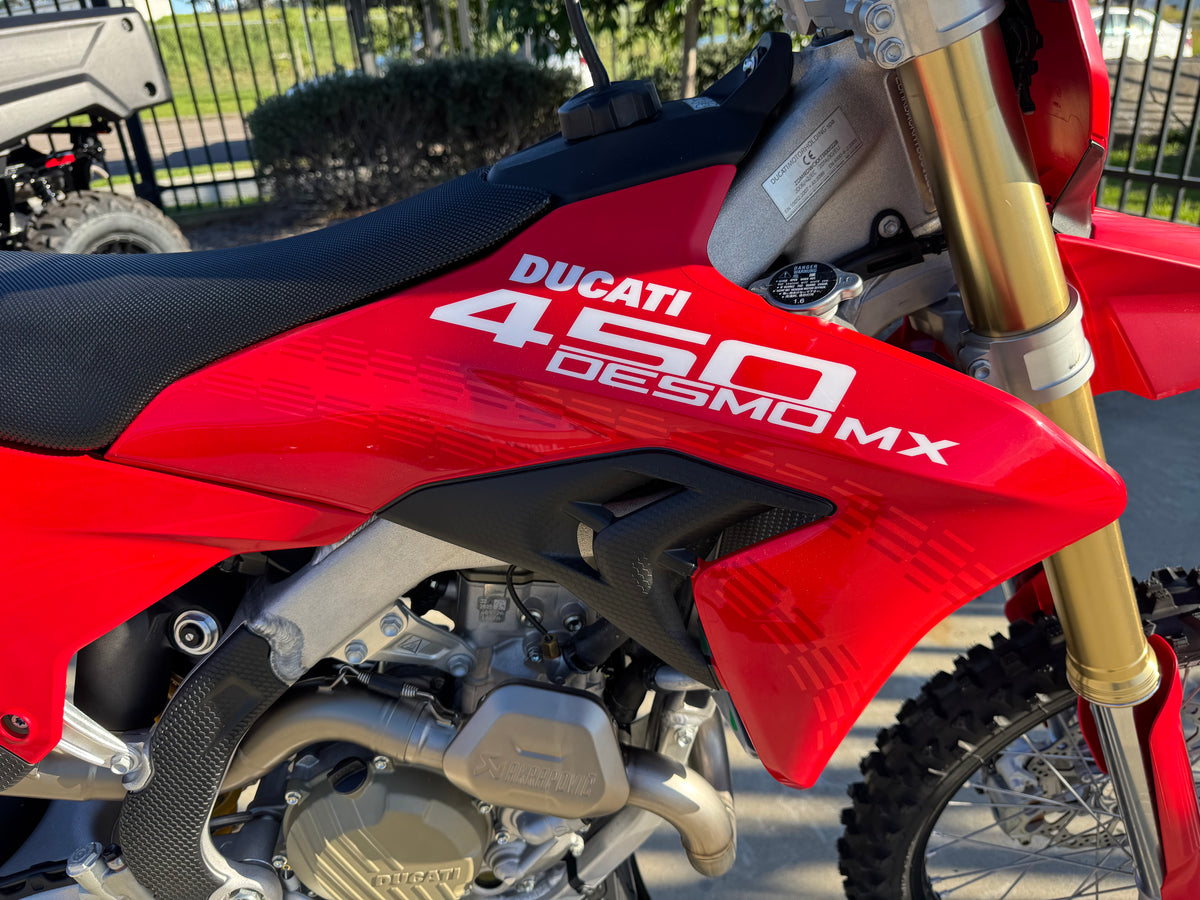 EOFY DEALS - Ducati Desmo450 MX BN05138