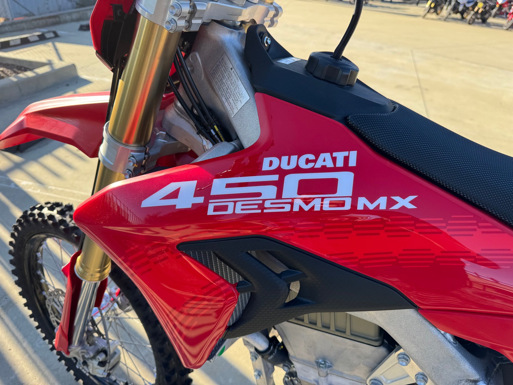 EOFY DEALS - Ducati Desmo450 MX BN05138