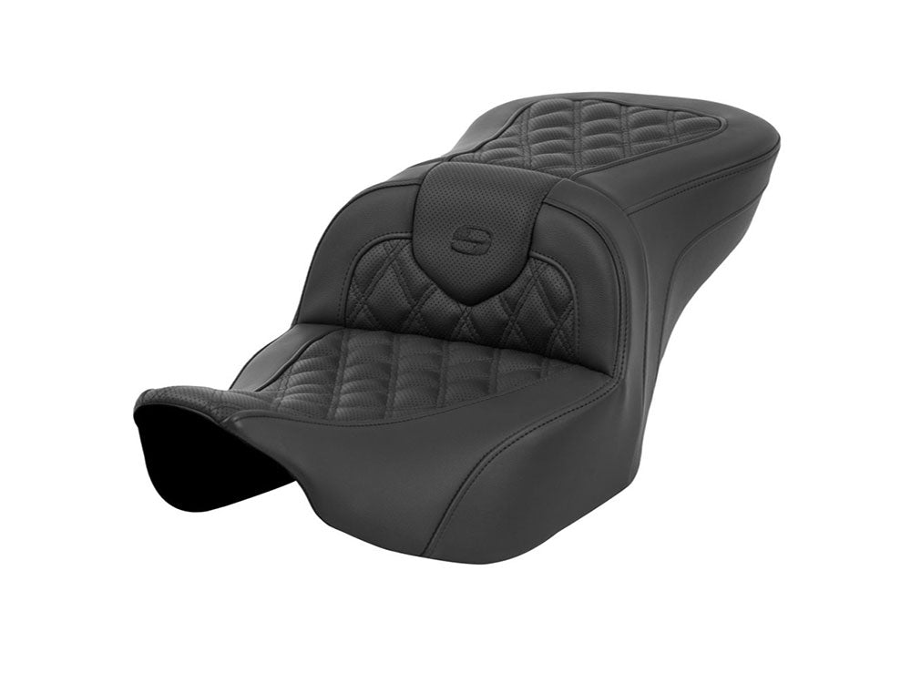 Roadsofa LS Dual Seat with Black Double Diamond Lattice Stitch. Fits CVO Touring 2023up, Street Glide & Road Glide 2024up, Touring 2025up – Saddlemen Seats