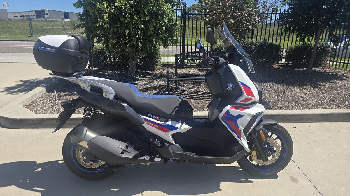 EOFY DEALS - PRE OWNED BMW C400 X SCOOTER - BU01432