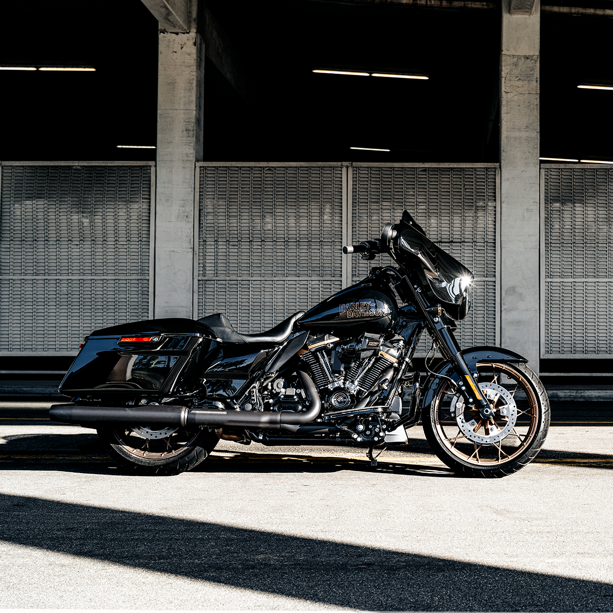 HARLEY DAVIDSON STREET GLIDE ST 2022